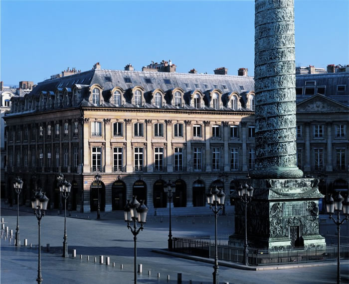 Place Vendôme, epicentre of French high jewelry - The French Jewelry Post  by Sandrine Merle