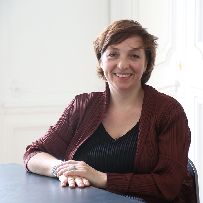 sandrine-merle-the-french-jewelry-post-julie-valade-artcurial-une