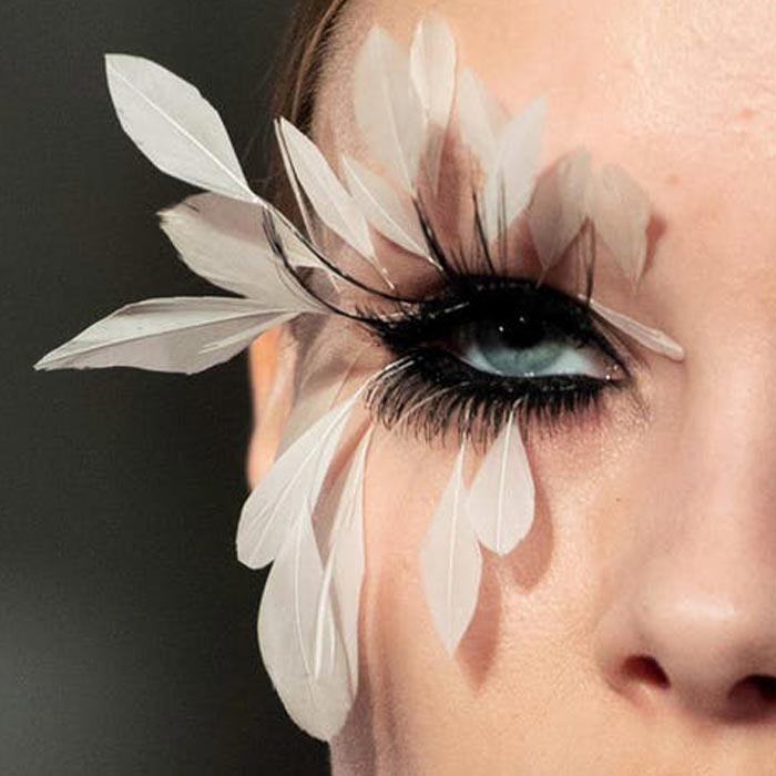 VALENTINO-BIJOU-DE-FACE-MISE-EN-AVANT