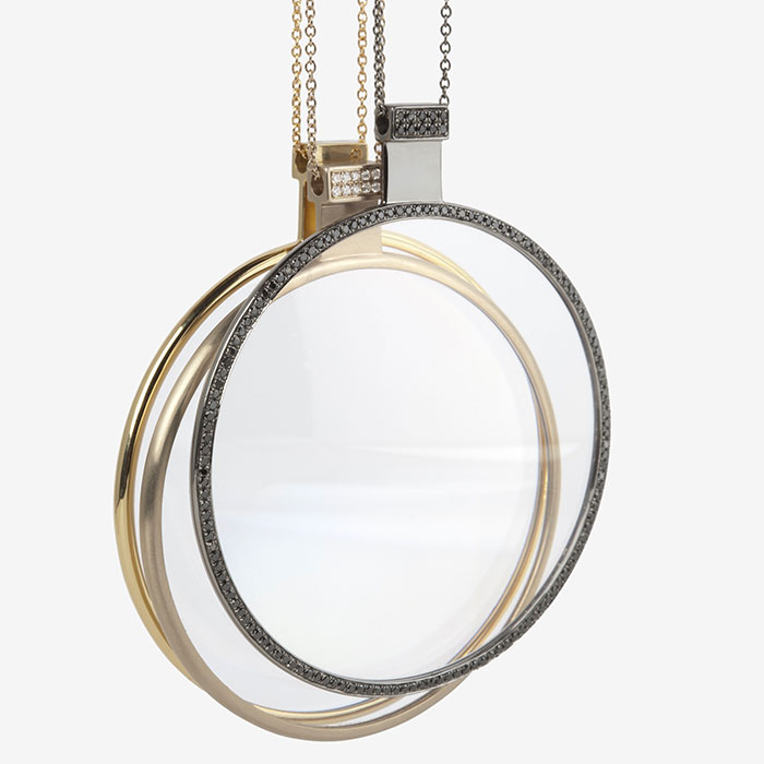 dina-kamal-loupe-