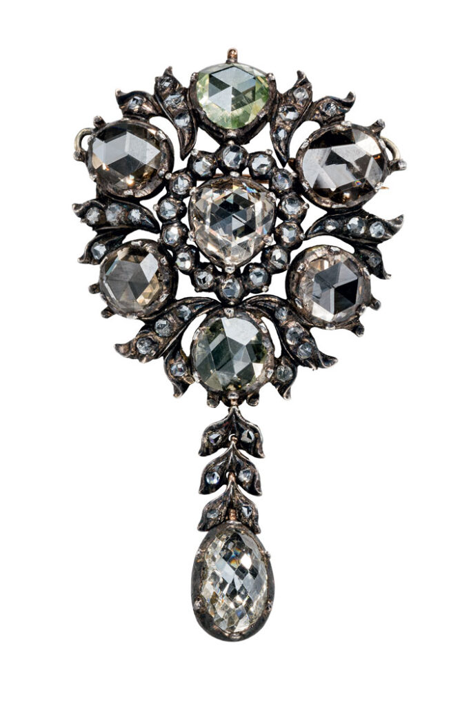 Diamonds of Golconda "La Rose hollandaise" © Les Enluminures